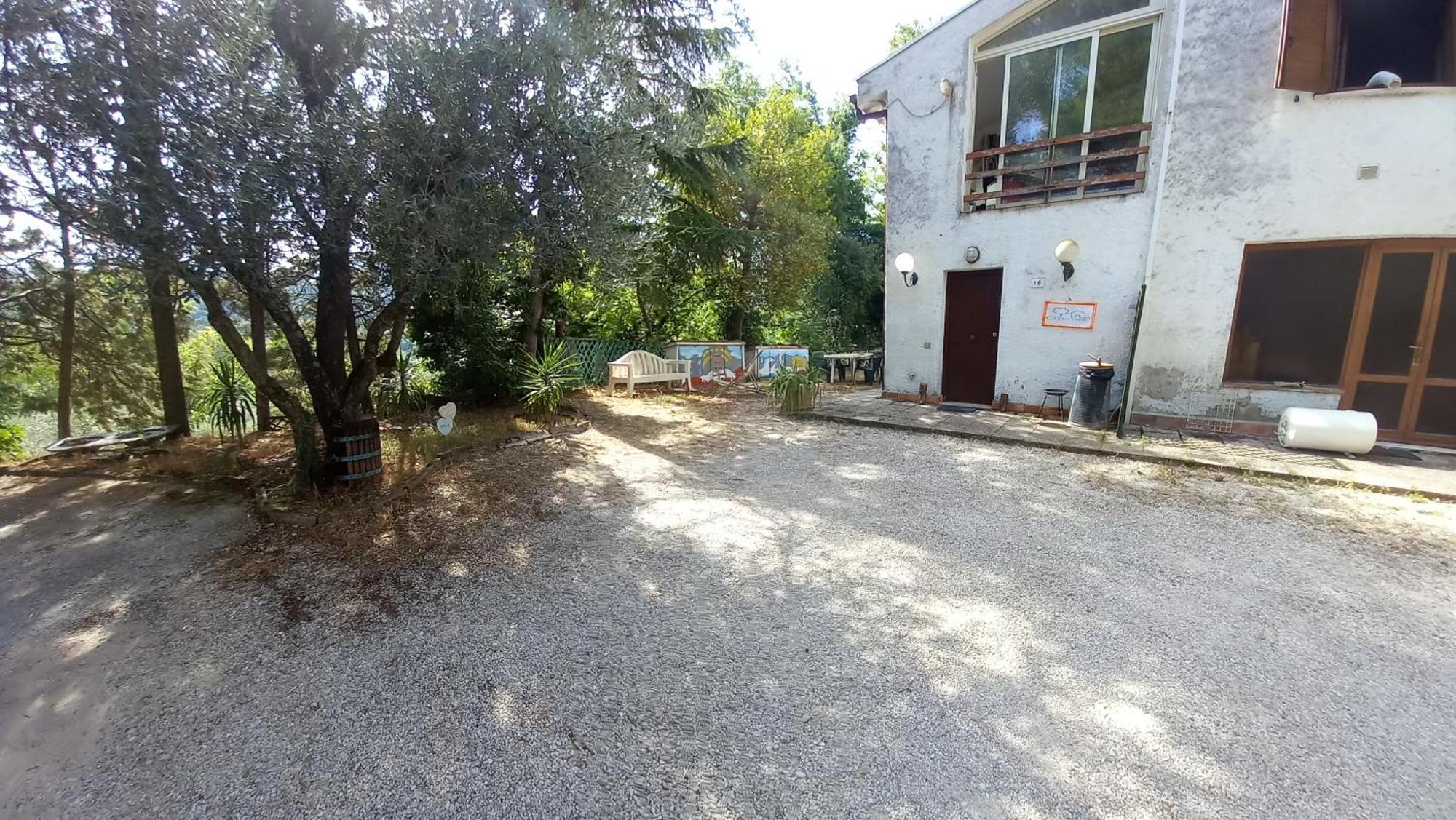Casa nel Verde Terni Esterno foto