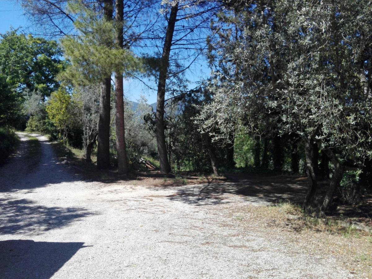 Casa nel Verde Terni Esterno foto